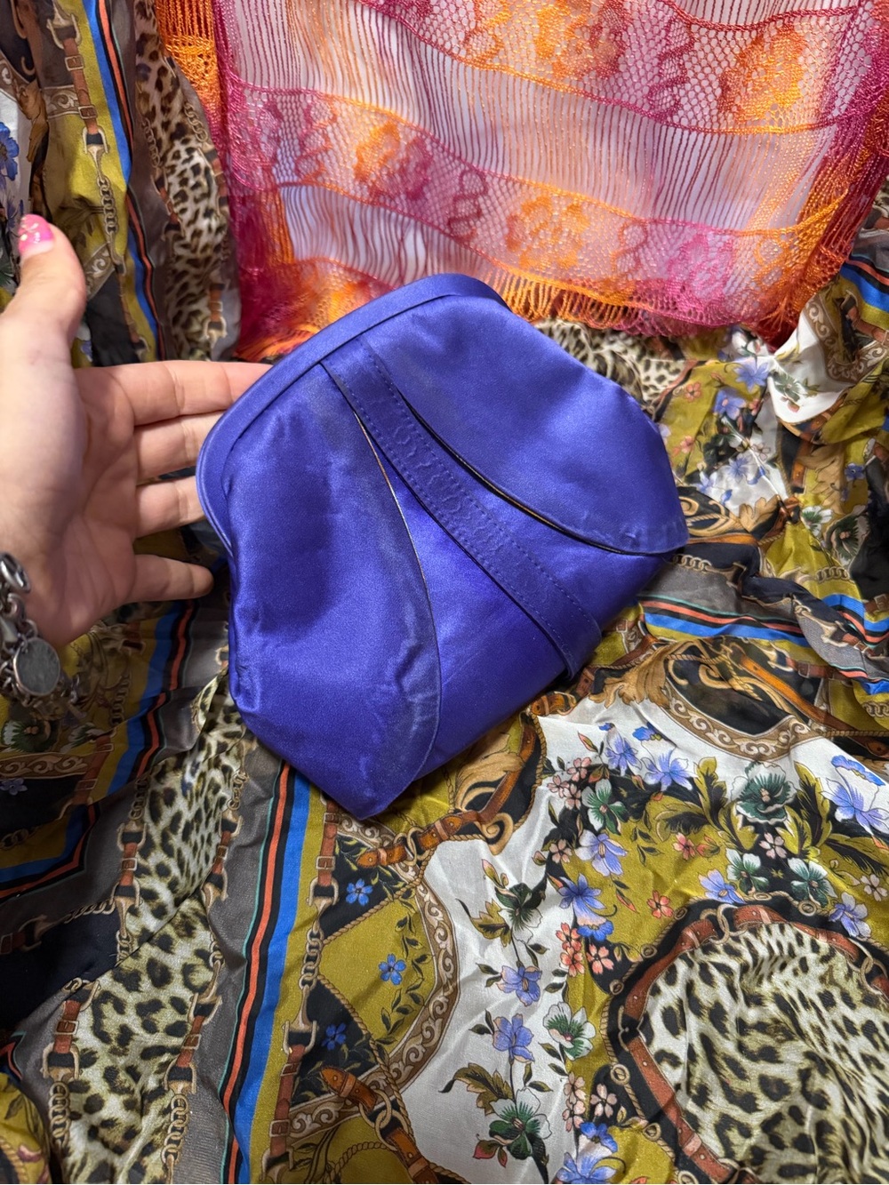 Sony Costumes aged Bloomingdale’s Satin Purple Evening Clutch Bag